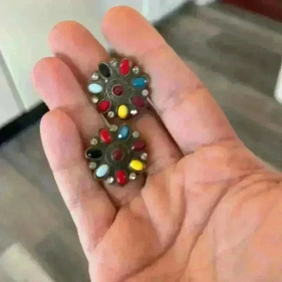 Vintage Earrings - Picture 4 of 4